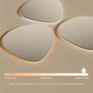 Specchio decorativo irregolare a LED 54x54 cm con colore freddo LED 7000K