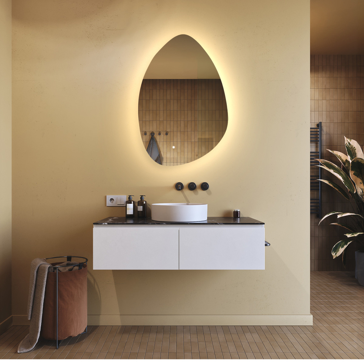 Specchio irregolare con illuminazione, 64x94 cm, bicolore, interruttore tattile