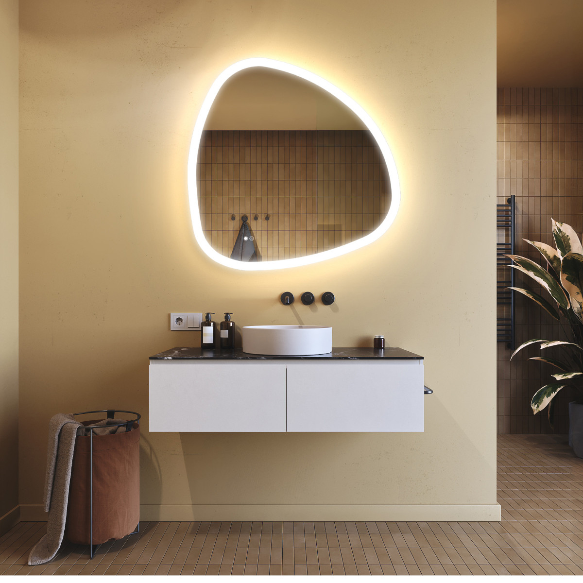 Specchio irregolare con illuminazione, 94x94 cm, bicolore, interruttore tattile, tappetino riscaldante